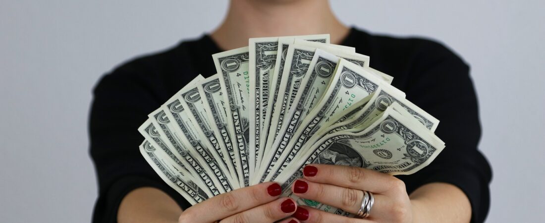 Daily Money Habits That Make You Rich Over Time